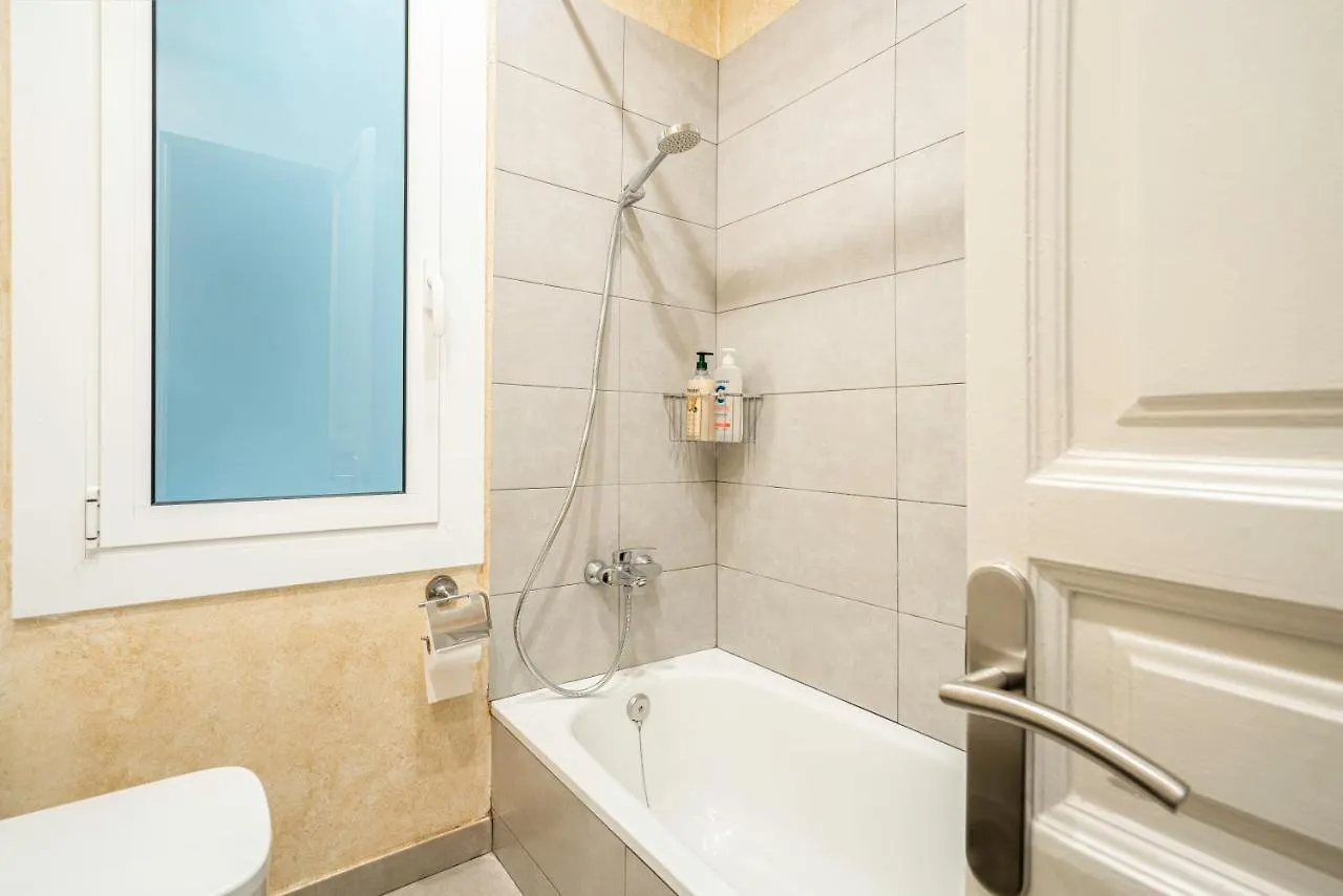 Sagrada Familia C&D Lovely Apartment Barcelona
